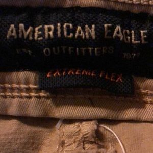 American Eagle Slim Straight Khaki Pants. NWOT 33x30.